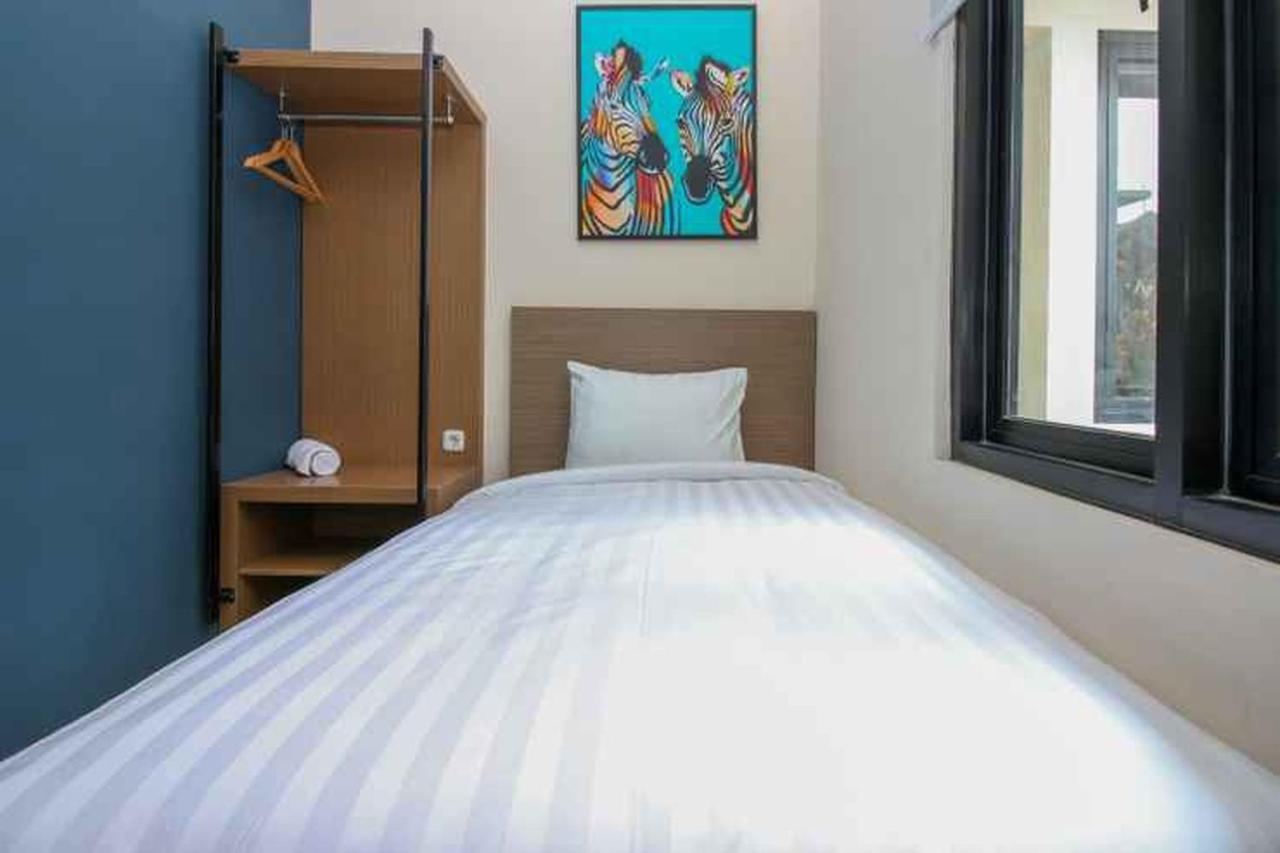 Kencana Residence Surabaya Luaran gambar