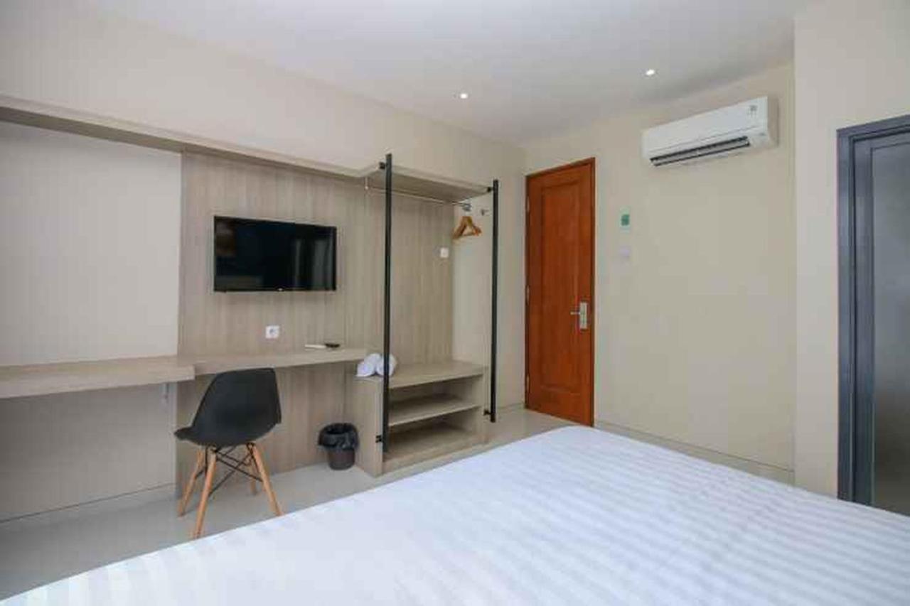 Kencana Residence Surabaya Luaran gambar