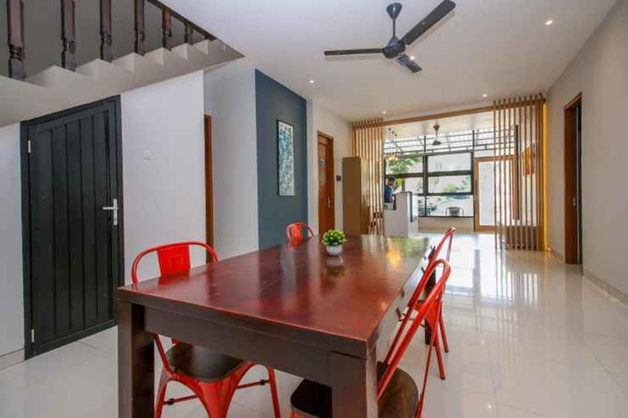 Kencana Residence Surabaya Luaran gambar